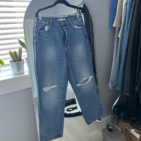 Ripped knee high waisted jeans - Picture 1 of 5